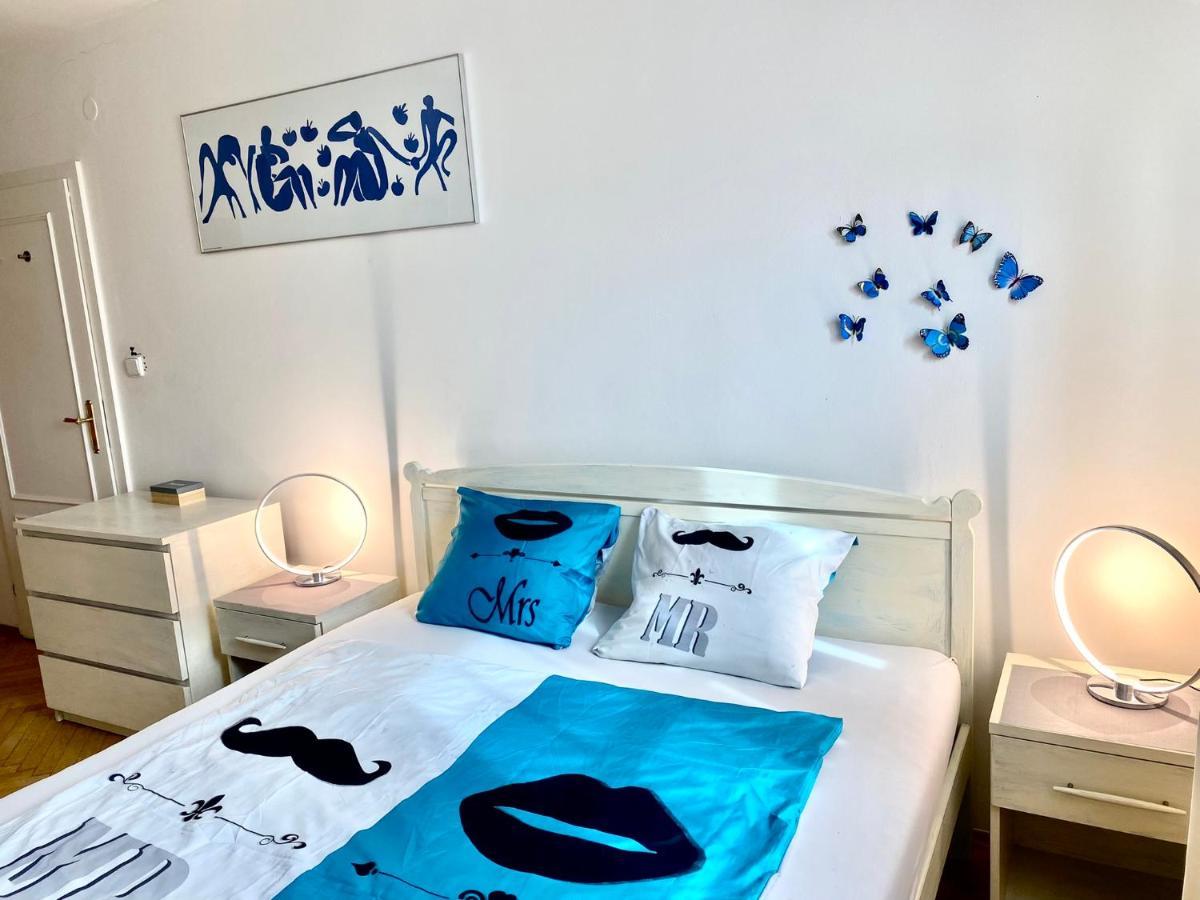 פראג Fantastic Apartment In The City Center מראה חיצוני תמונה