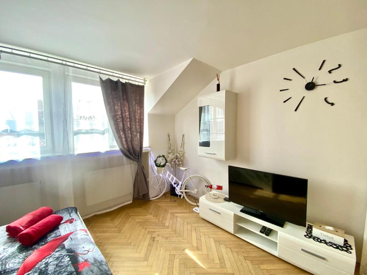 פראג Fantastic Apartment In The City Center מראה חיצוני תמונה