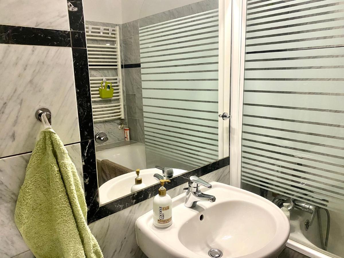 פראג Fantastic Apartment In The City Center מראה חיצוני תמונה