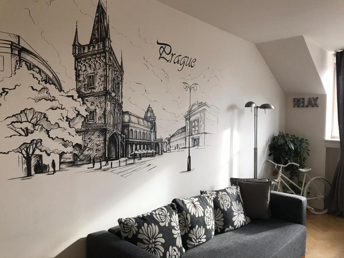 פראג Fantastic Apartment In The City Center מראה חיצוני תמונה