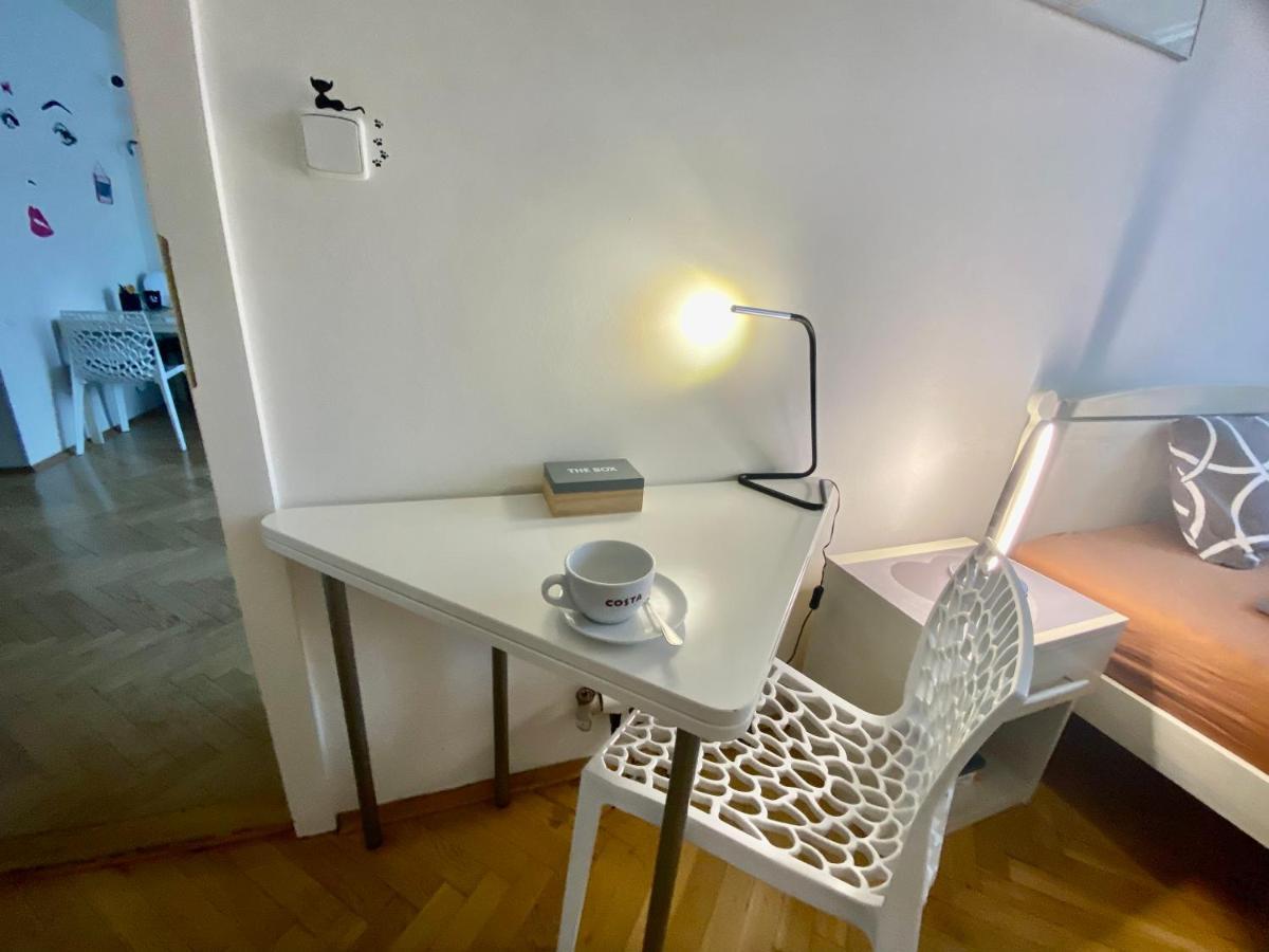 פראג Fantastic Apartment In The City Center מראה חיצוני תמונה