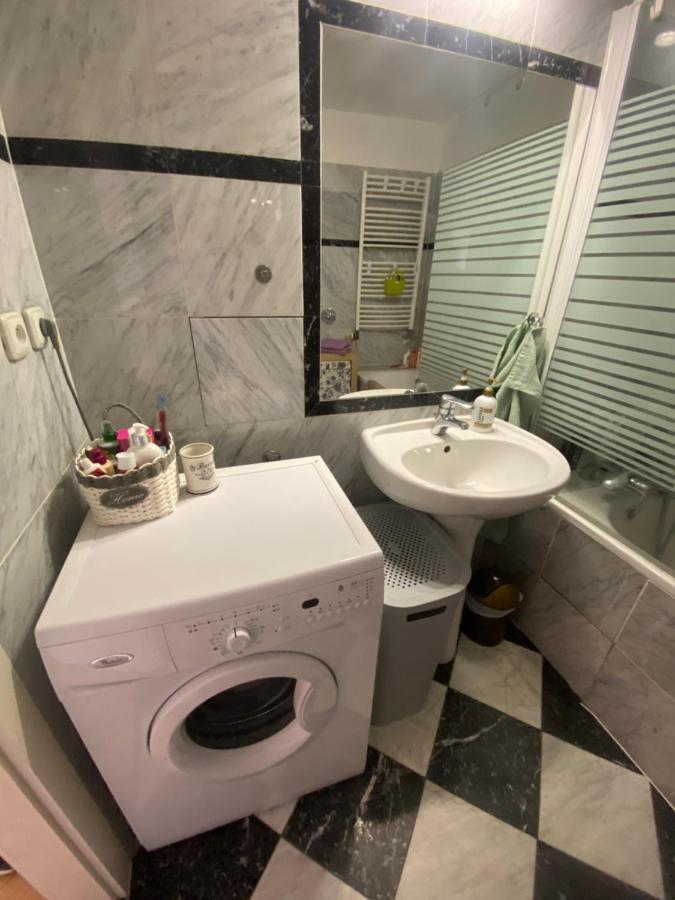 פראג Fantastic Apartment In The City Center מראה חיצוני תמונה